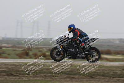 media/Nov-29-2025-TrackDaz (Sat) [[10ae2d9bce]]/B Group/Session 4 (Wheelie Bump)/